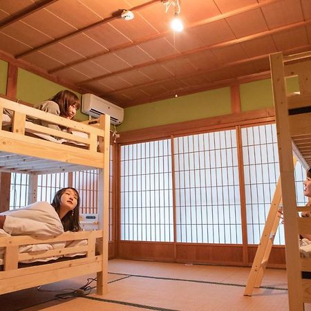四国旅行のhub拠点 古民家ゲストハウス Heso Camp 三好市 外观 照片