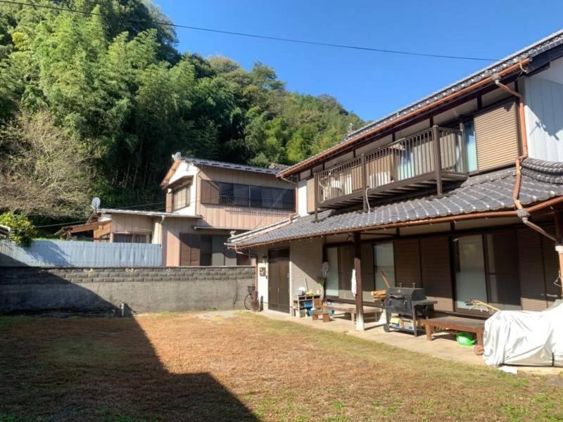 四国旅行のhub拠点 古民家ゲストハウス Heso Camp 三好市 外观 照片