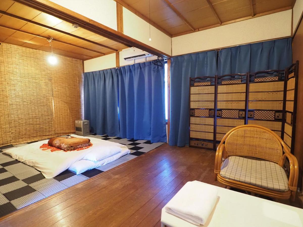 四国旅行のhub拠点 古民家ゲストハウス Heso Camp 三好市 外观 照片