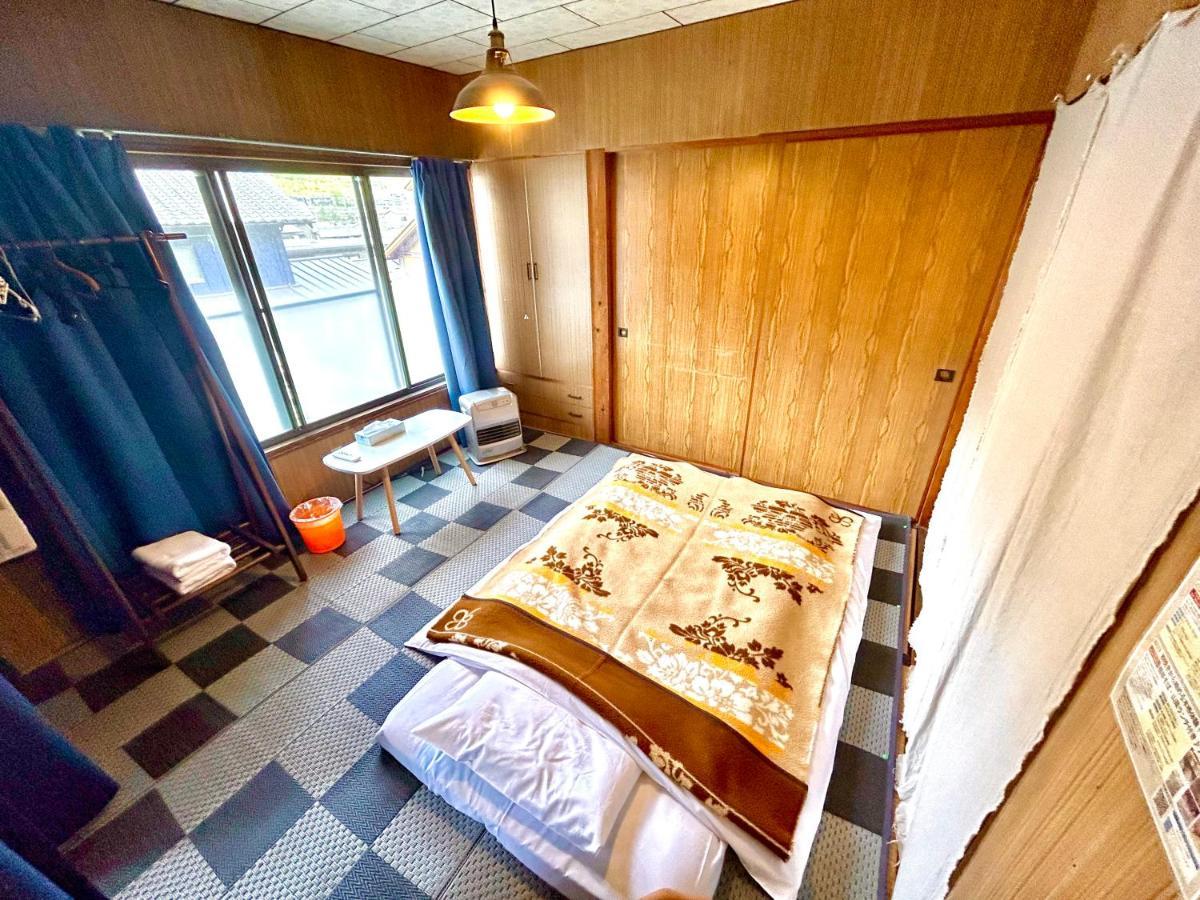 四国旅行のhub拠点 古民家ゲストハウス Heso Camp 三好市 外观 照片