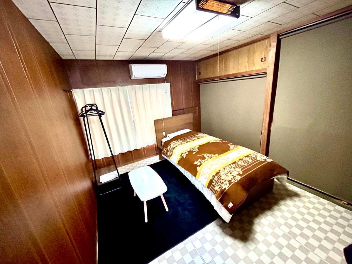 四国旅行のhub拠点 古民家ゲストハウス Heso Camp 三好市 外观 照片