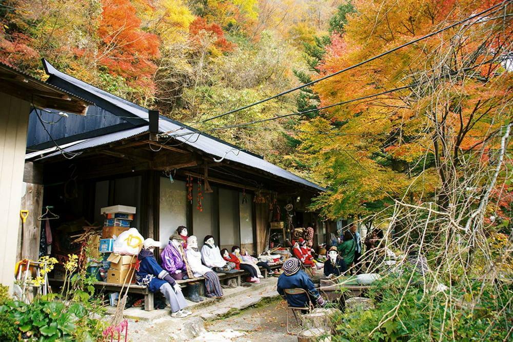 四国旅行のhub拠点 古民家ゲストハウス Heso Camp 三好市 外观 照片